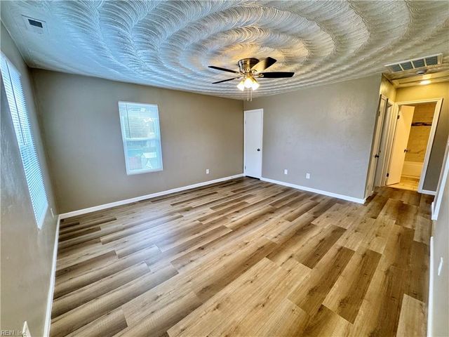 8852 Plymouth ST, Norfolk, VA 23503