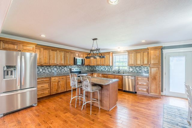 14004 N Old Madisonville Rd., Crofton, KY 42217