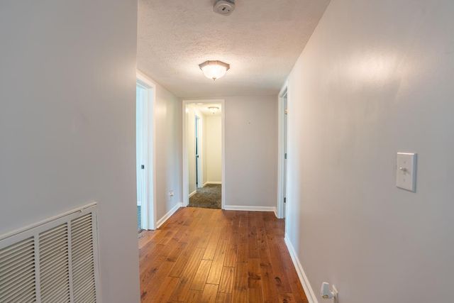 14004 N Old Madisonville Rd., Crofton, KY 42217