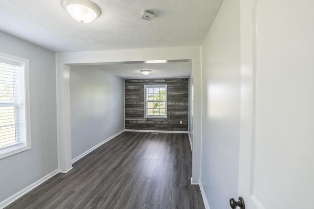 14004 N Old Madisonville Rd., Crofton, KY 42217