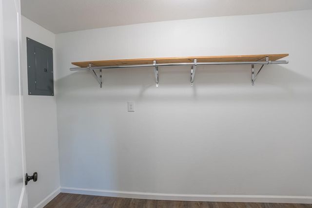 14004 N Old Madisonville Rd., Crofton, KY 42217