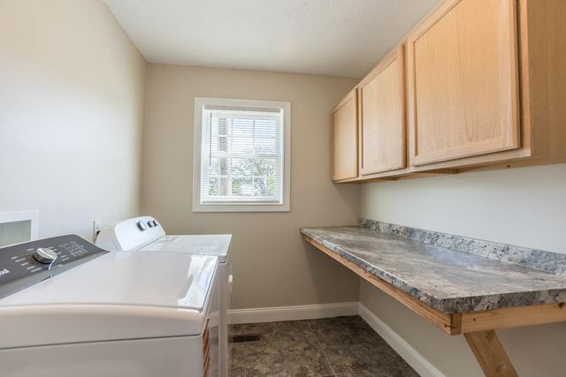 14004 N Old Madisonville Rd., Crofton, KY 42217