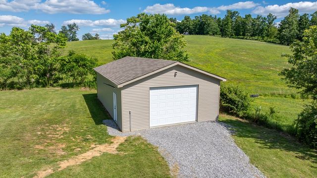 14004 N Old Madisonville Rd., Crofton, KY 42217