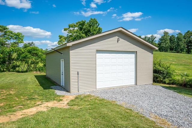 14004 N Old Madisonville Rd., Crofton, KY 42217