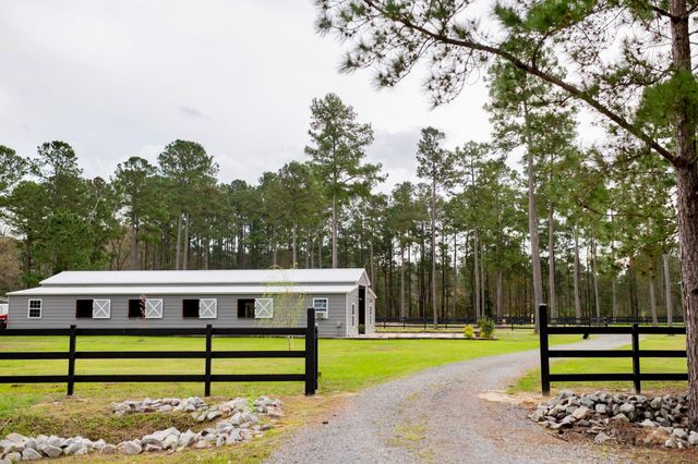 125 Chancing Bye Lane, Huger, SC 29450