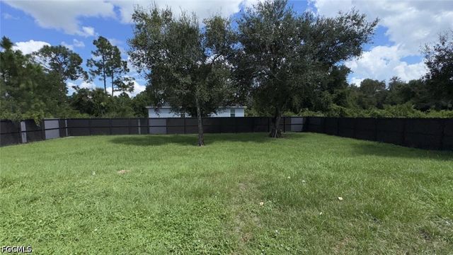 6050 Kumquat CIR, Labelle, FL 33935