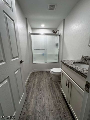 6050 Kumquat CIR, Labelle, FL 33935