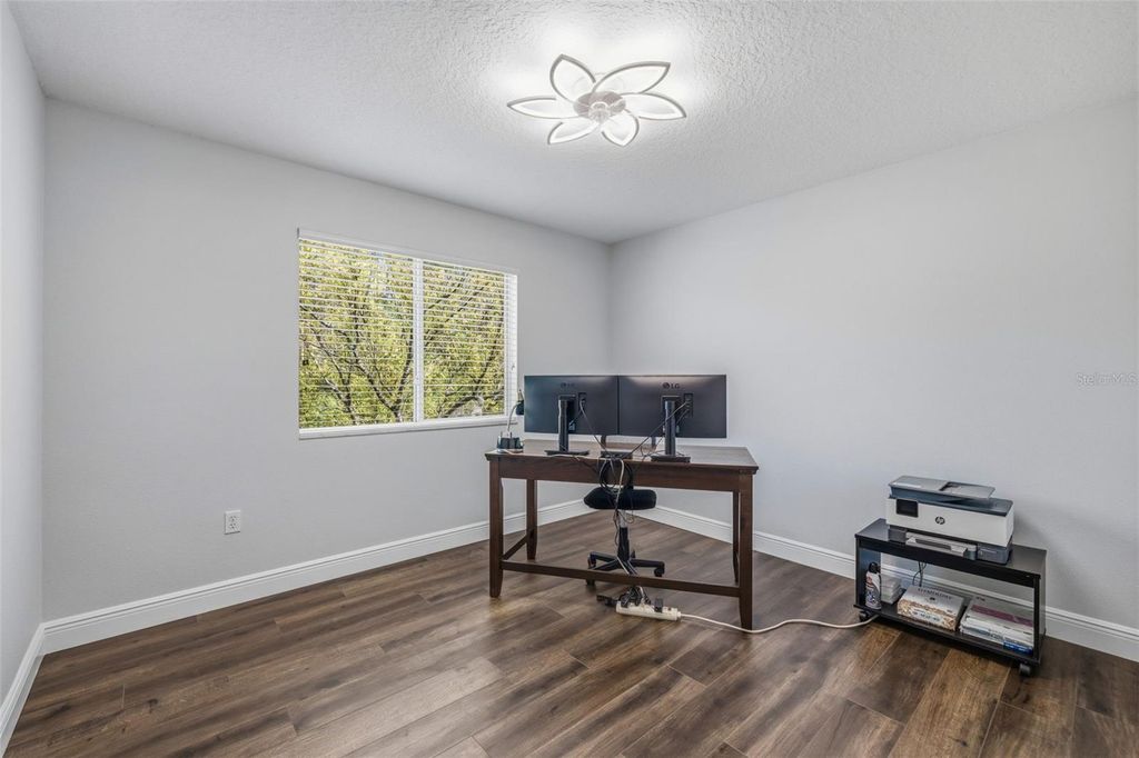 Image 31 of property listing at 4103 HERITAGE LAKE COURT, Lutz, FL 33558