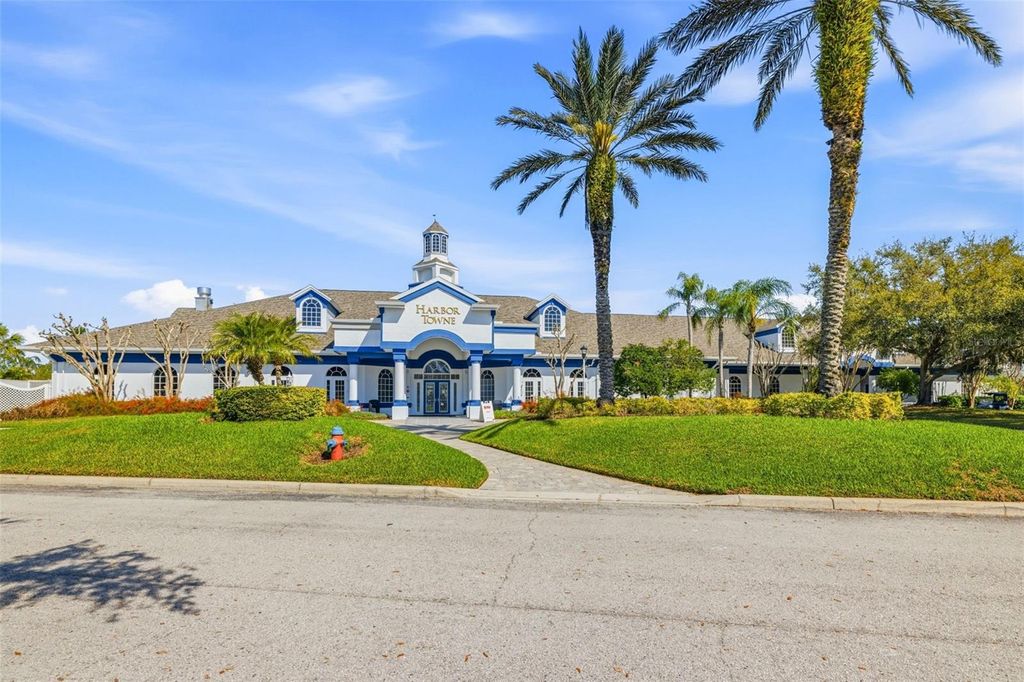 Image 47 of property listing at 4103 HERITAGE LAKE COURT, Lutz, FL 33558