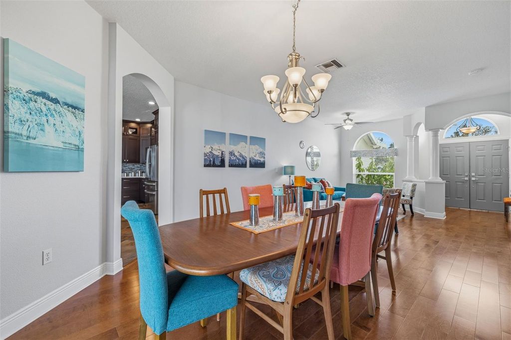 Image 8 of property listing at 4103 HERITAGE LAKE COURT, Lutz, FL 33558