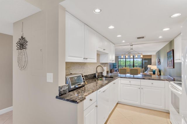 5059 N Highway A1a 202, Fort Pierce, FL 34949