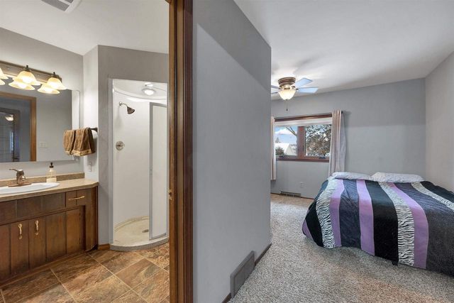 2780 S RIDGE ROAD, Green Bay, WI 54304