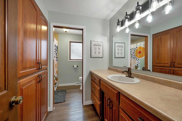 2780 S RIDGE ROAD, Green Bay, WI 54304