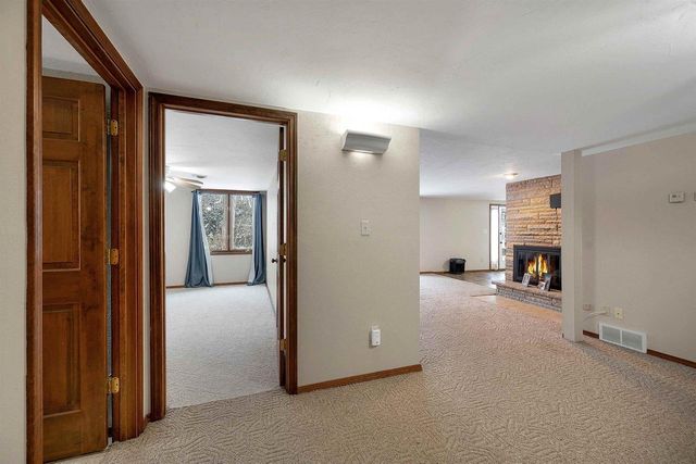 2780 S RIDGE ROAD, Green Bay, WI 54304