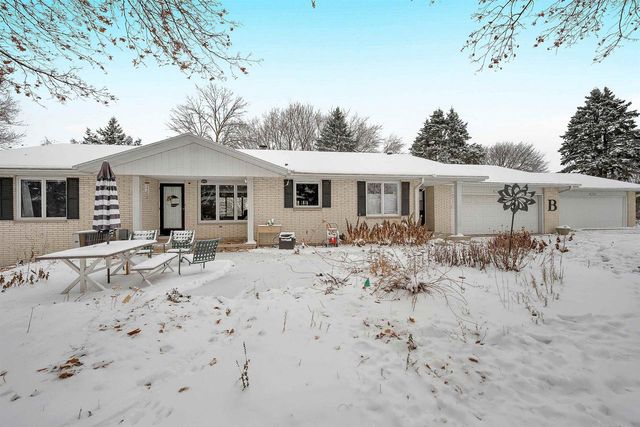 2780 S RIDGE ROAD, Green Bay, WI 54304