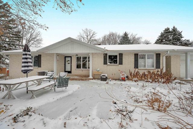 2780 S RIDGE ROAD, Green Bay, WI 54304