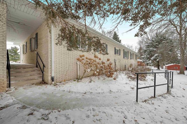 2780 S RIDGE ROAD, Green Bay, WI 54304