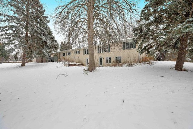 2780 S RIDGE ROAD, Green Bay, WI 54304