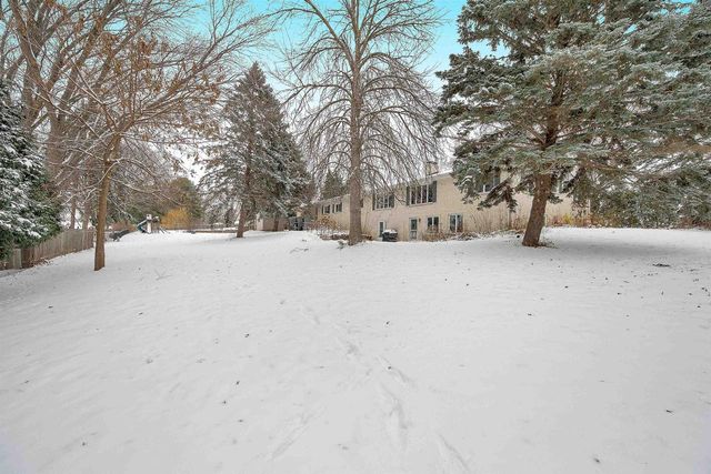 2780 S RIDGE ROAD, Green Bay, WI 54304