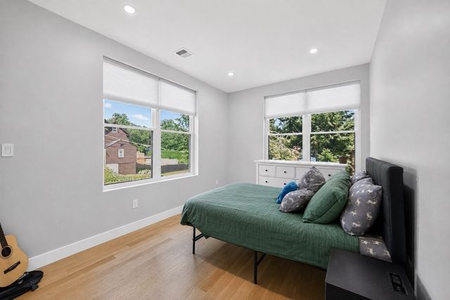 409 Pearl St, Reading, MA 01867