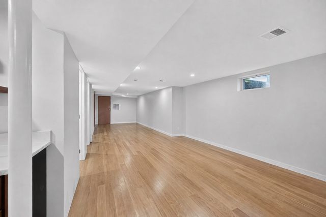 409 Pearl St, Reading, MA 01867
