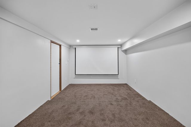 409 Pearl St, Reading, MA 01867