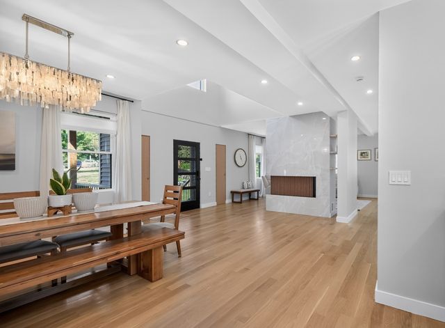 409 Pearl St, Reading, MA 01867