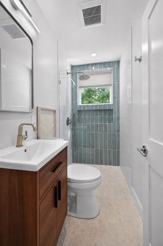 409 Pearl St, Reading, MA 01867