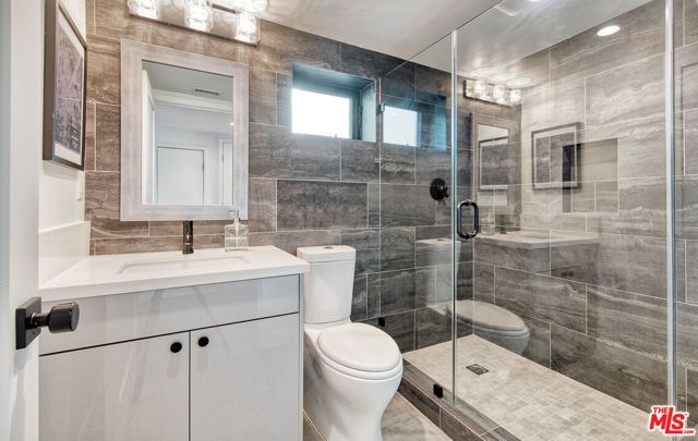 5317 Pacific Avenue, Marina Del Rey, CA 90292