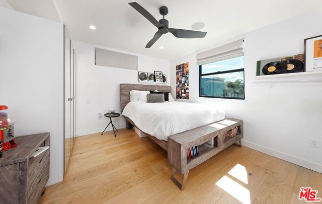 5317 Pacific Avenue, Marina Del Rey, CA 90292
