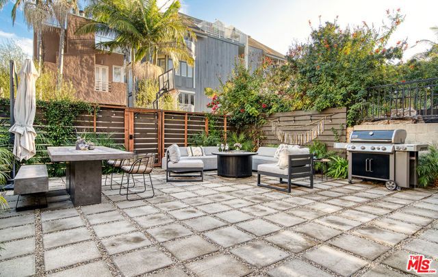 5317 Pacific Avenue, Marina Del Rey, CA 90292