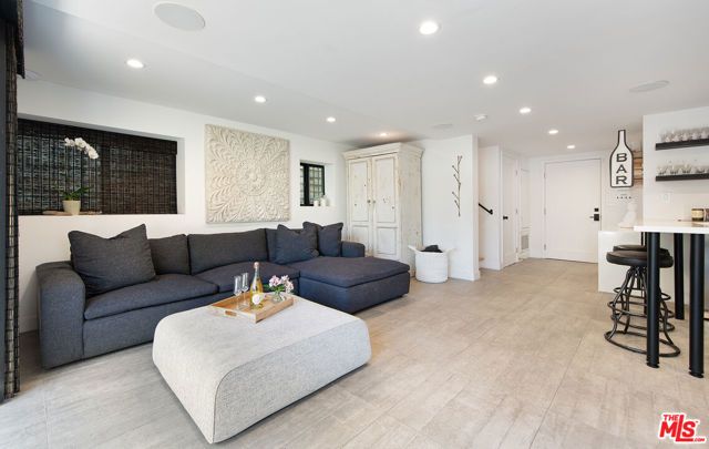 5317 Pacific Avenue, Marina Del Rey, CA 90292
