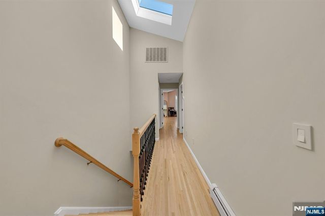 573 Kearney, Cliffside Park, NJ 07010