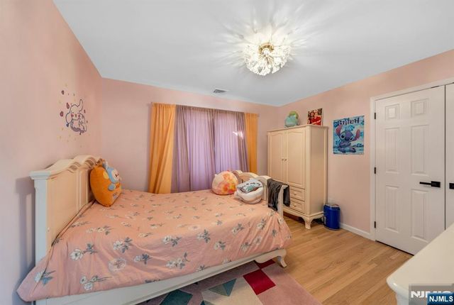 573 Kearney, Cliffside Park, NJ 07010