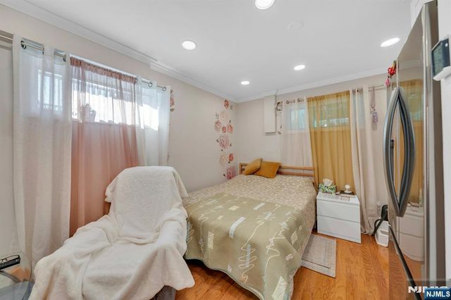 573 Kearney, Cliffside Park, NJ 07010