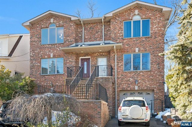 573 Kearney, Cliffside Park, NJ 07010