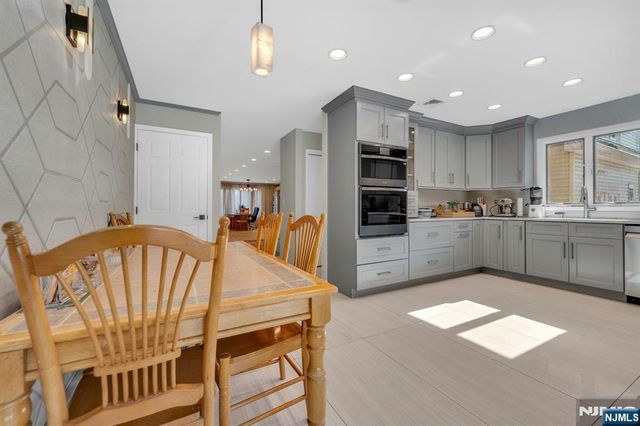 573 Kearney, Cliffside Park, NJ 07010