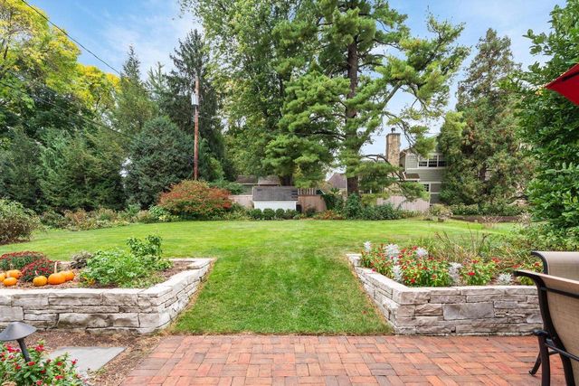 1106 Tumalo Trail, Madison, WI 53711