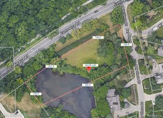 3012 Bay Shore Drive, West Bloomfield Charter Township, MI 48324