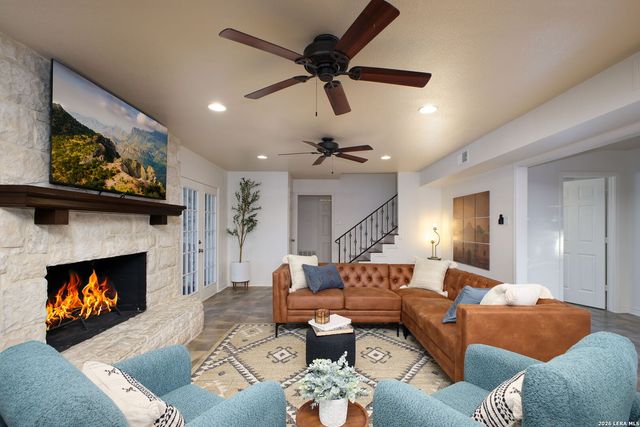 107 WICKFORD WAY, Castle Hills, TX 78213