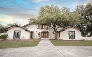 107 WICKFORD WAY, Castle Hills, TX 78213