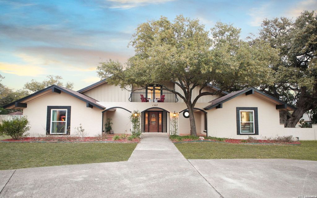 107 WICKFORD WAY, Castle Hills, TX 78213