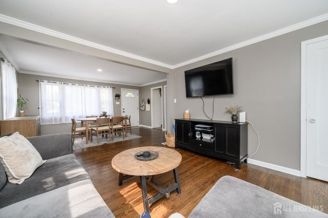 2010 S Brighton Avenue, Clementon, NJ 08021