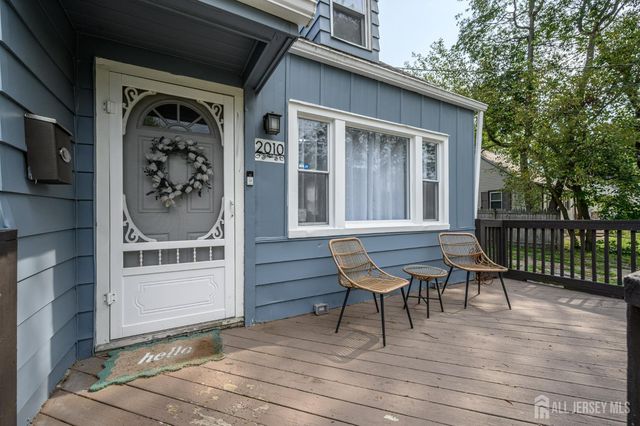 2010 S Brighton Avenue, Clementon, NJ 08021