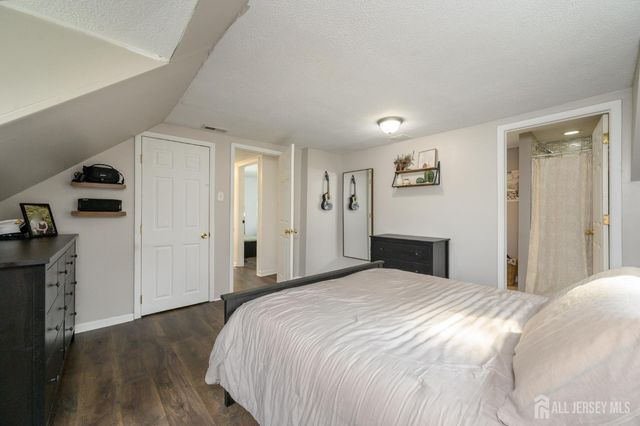 2010 S Brighton Avenue, Clementon, NJ 08021