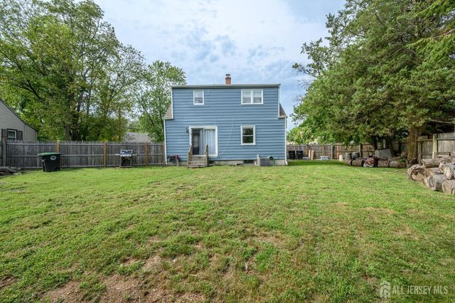 2010 S Brighton Avenue, Clementon, NJ 08021