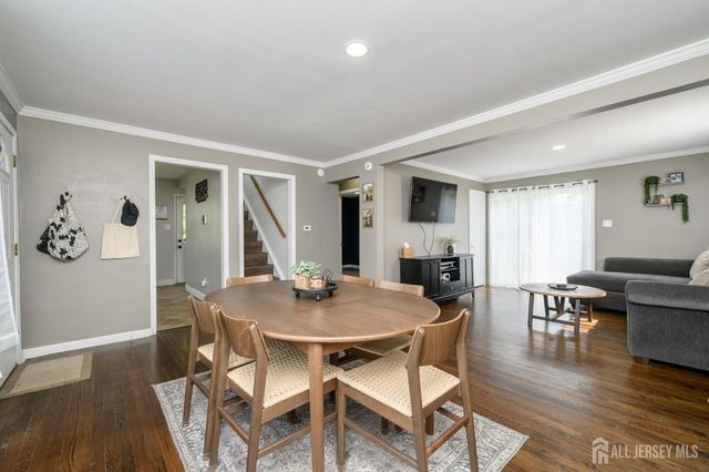 2010 S Brighton Avenue, Clementon, NJ 08021