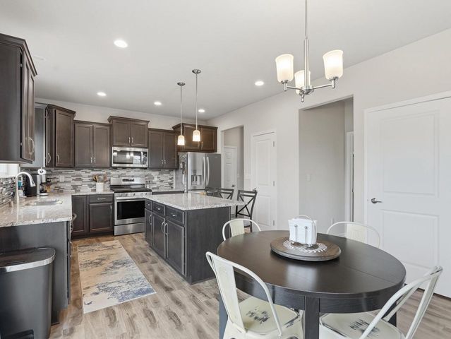 3513 Olde Howell ROAD, Waukesha, WI 53188