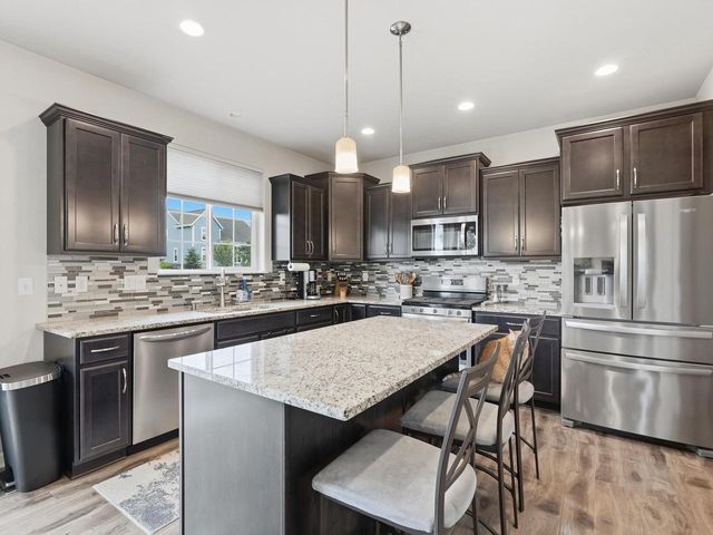 3513 Olde Howell ROAD, Waukesha, WI 53188