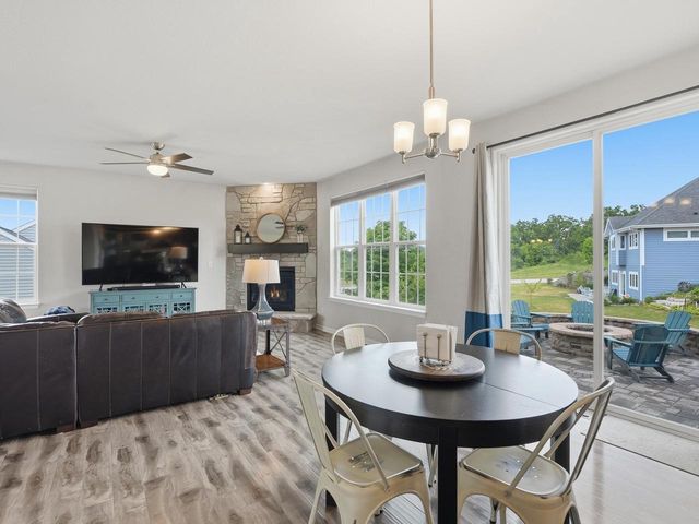 3513 Olde Howell ROAD, Waukesha, WI 53188